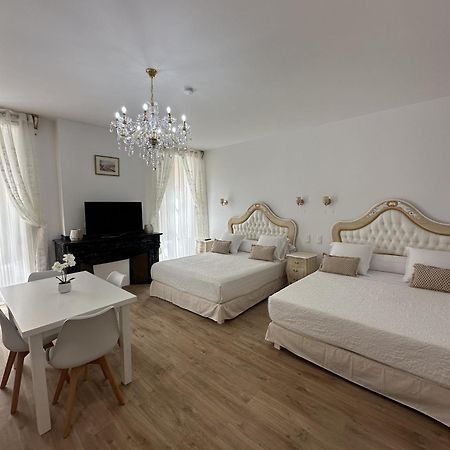 Studio Familial Du Cloitre Нарбонна Экстерьер фото