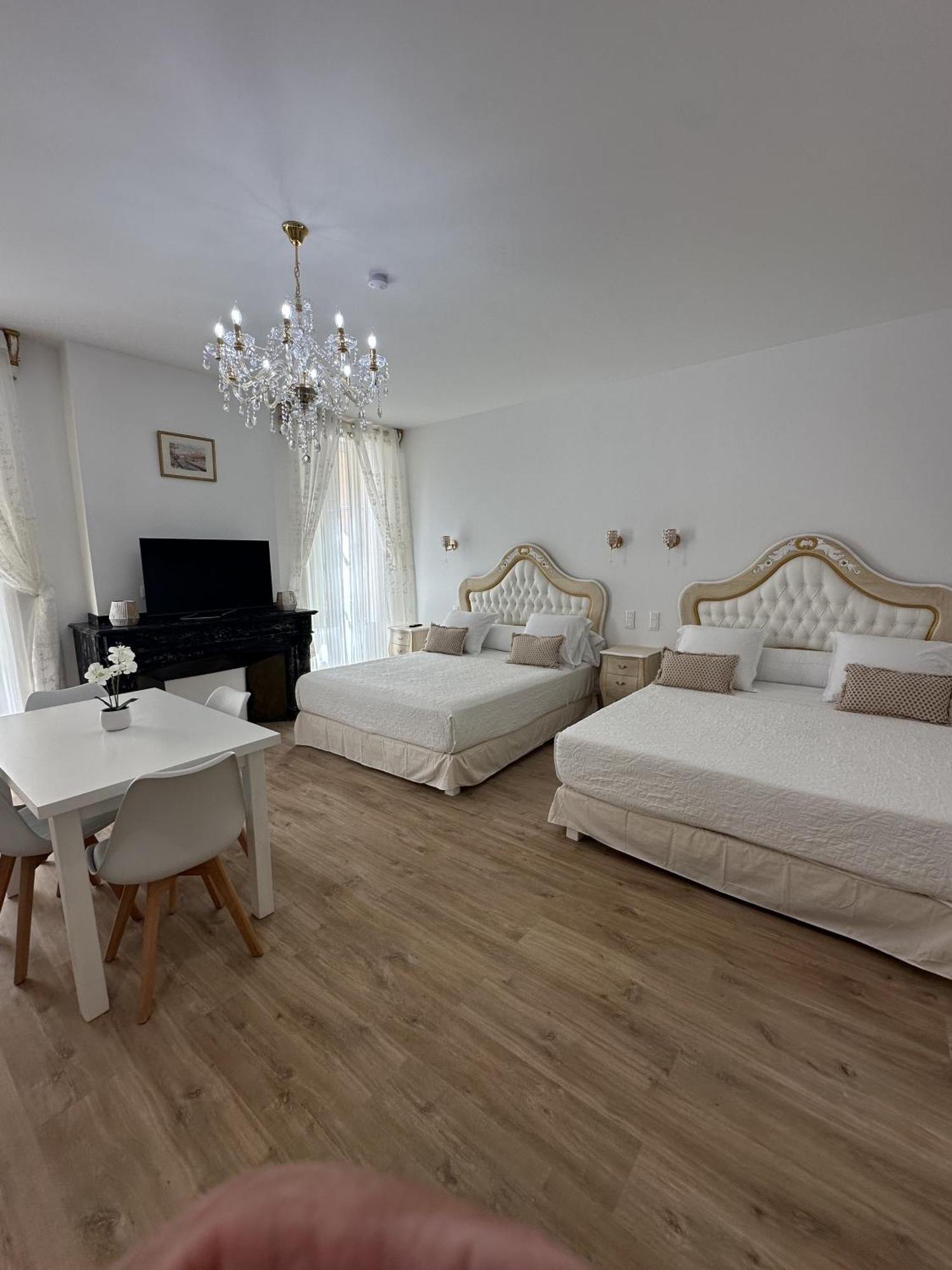 Studio Familial Du Cloitre Нарбонна Экстерьер фото
